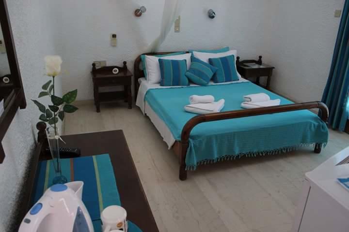 Artemis Rooms Agia Marina  외부 사진